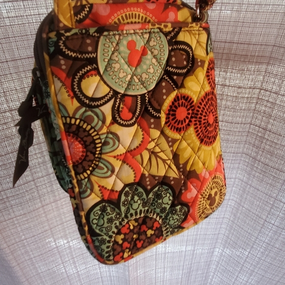 Vera Bradley Disney Cross Body - Picture 7 of 8